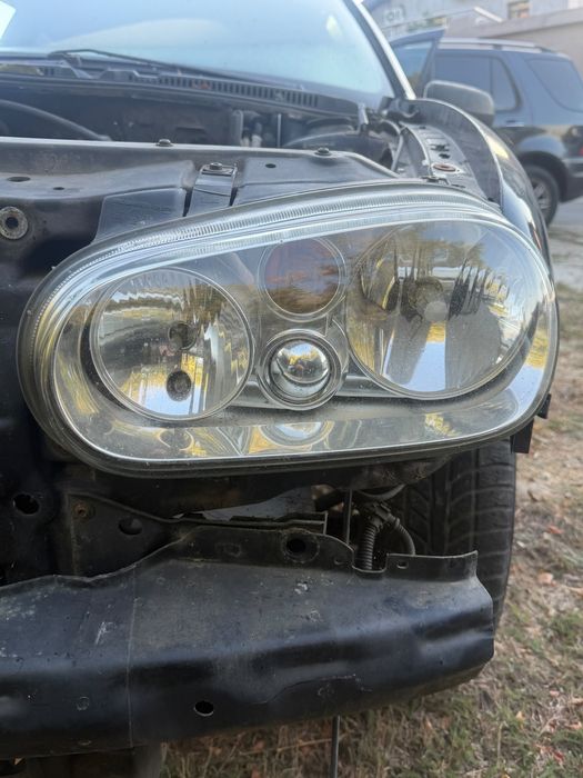 Motoras faruri Golf 4