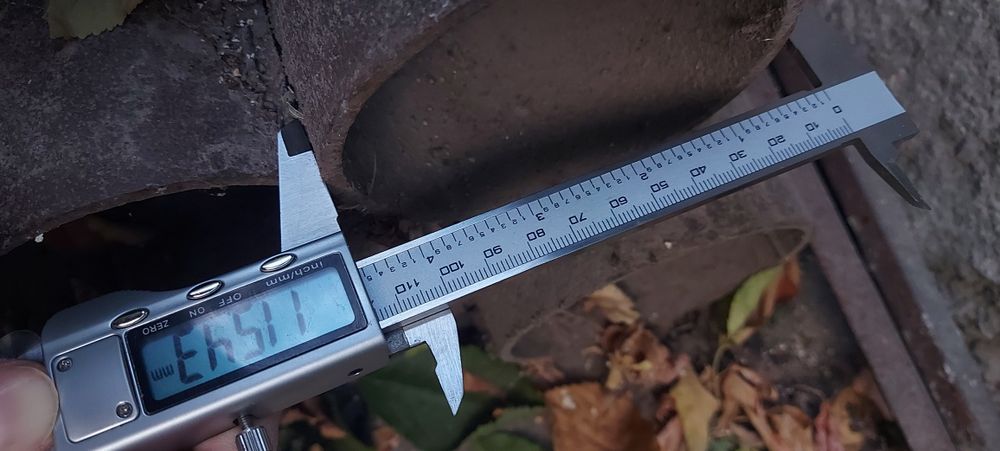 Teava neagră 4 țoli (101,6 mm) 5 mm grosime 6 bucăți  la 6 metri lungime