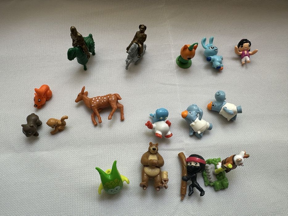 Киндер игрушки  90-х лягушки пингвин акула