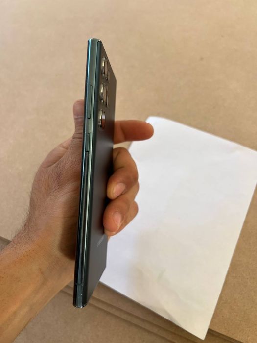 Samsung galaxy S22 ultra 12/256