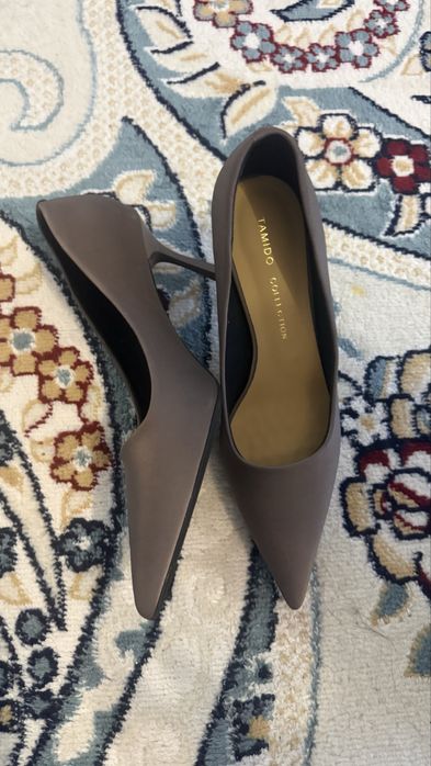 Туфли новые 37 размер баскони