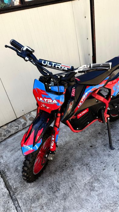 Mini Cros Electric Ultra Motocross 66 – pentru copii/adolescenți

Vând mini cros electric Ultra Motocross, stare foarte bună, aspect sportiv roșu/alba
