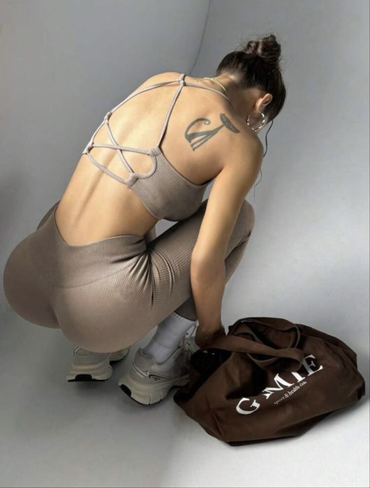 Спортен дамски сет/ фитнес сет/ М размер