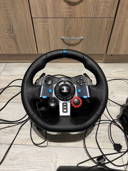 Волан със скоростен лост Logitech G29 за компютър и плейстейшън
