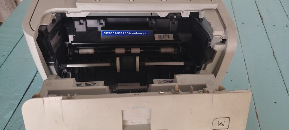Принтер HP LJ P2035