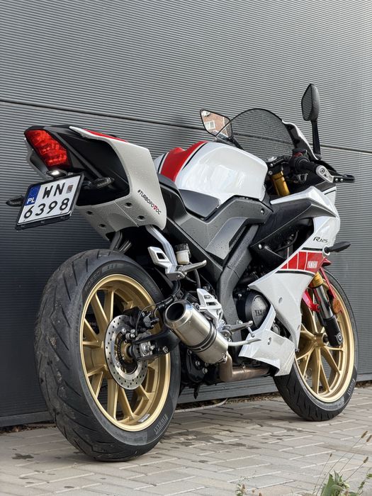Yamaha yzf125r dominator