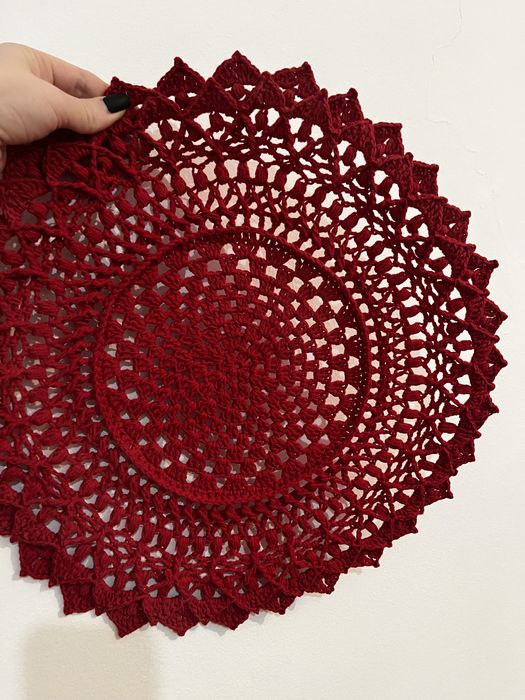 Сервировочные салфетки  ручной работы