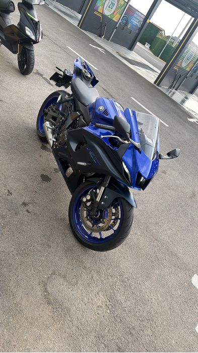 Vand Yamaha R7 - YZF 690 ABS
