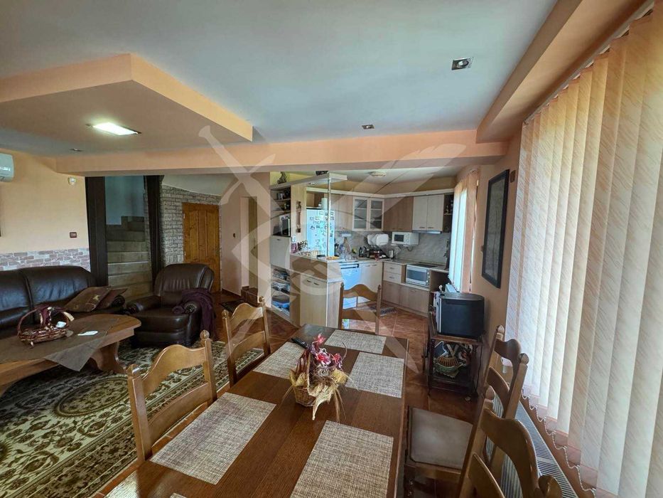 Две Вили - Айтос