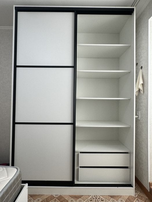 ШКАФ КУПЕ продам 1,6м