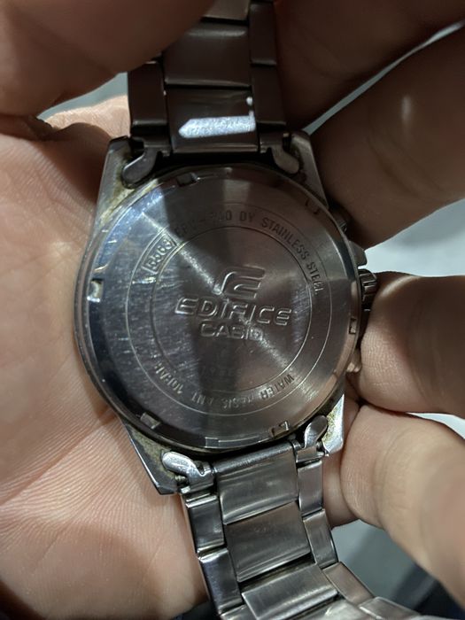 Продам часы наручные Касио оригинал