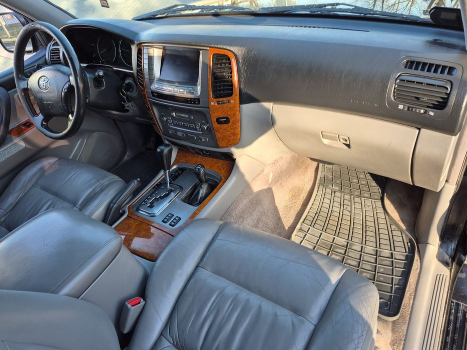 Toyota Land Cruiser 100! Autoutilitara! 2004!