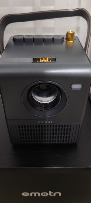 Videoproiector emotn H1