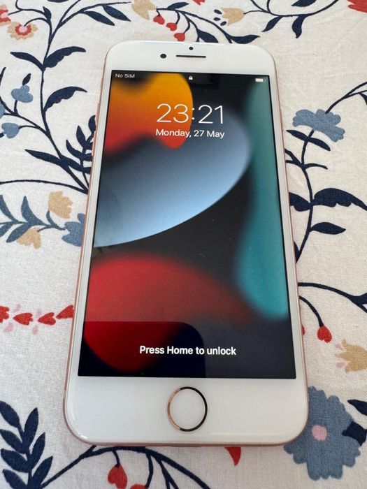 Iphone 8 pentrh  piese