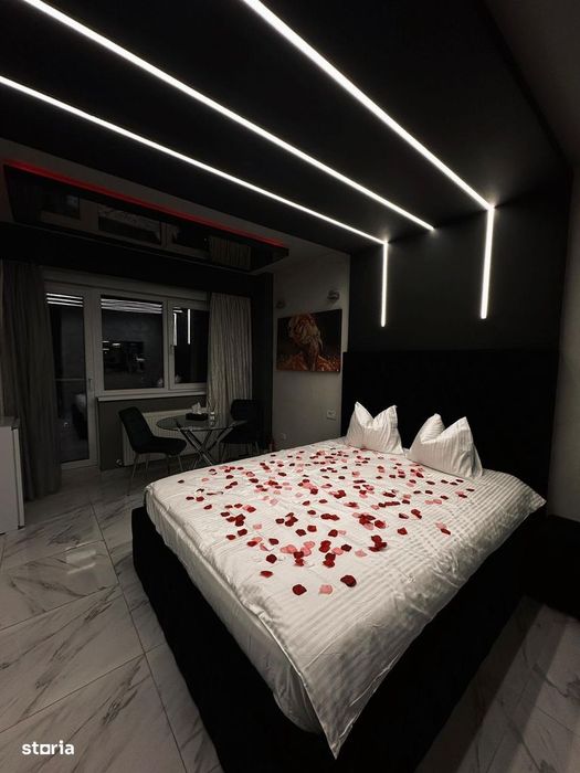 Titan bloc nou , garsonieră lux cu parcsre