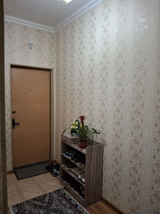 Сдаётся 1 комн.квартира на Юнусабад 14 квартале 3 этаж