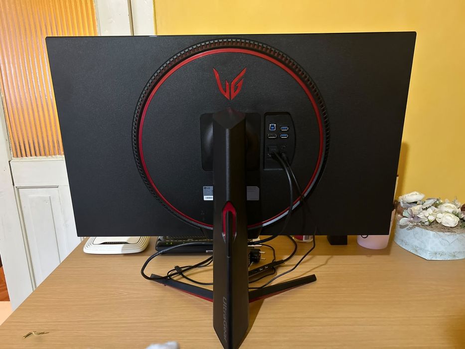 Monitor Gaming LG UltraGear 32GP850-B 32” QHD Nano IPS 165Hz/180Hz 1ms