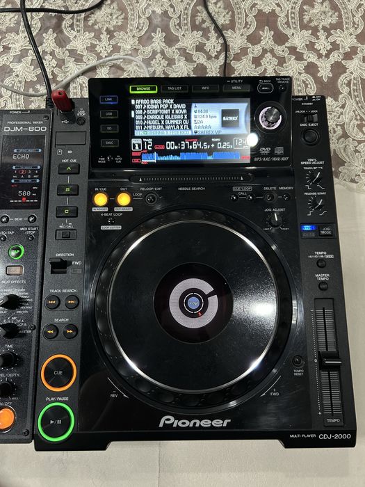 Pioneer CDJ-2000 Plus DJM-800 MIXER