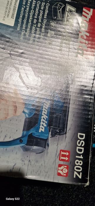 Makita set scule pe acumulator