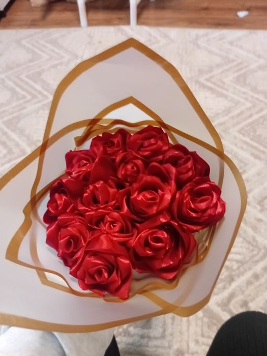 Цветы из атласной ленты