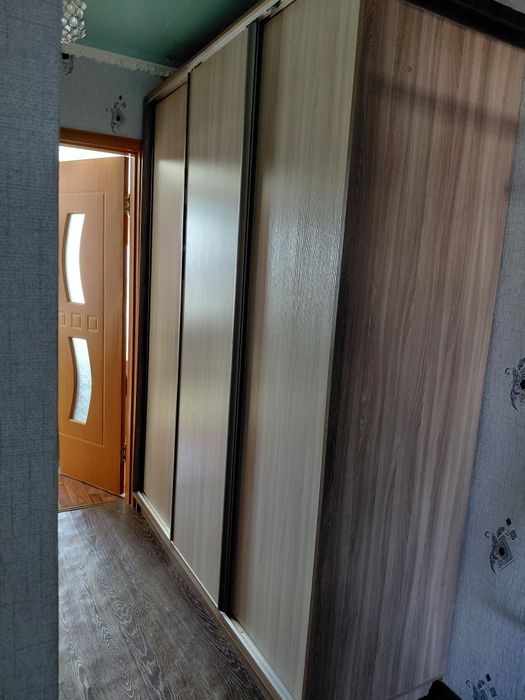 Продам шкаф-купе