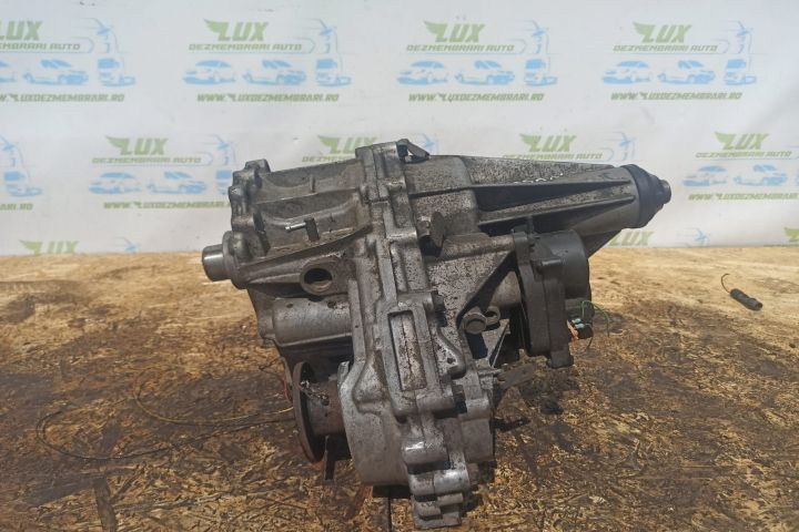 Cutie transfer 2.5 DCI cu un mic defect Nissan Navara D40  [din 2005 pana  2010] seria