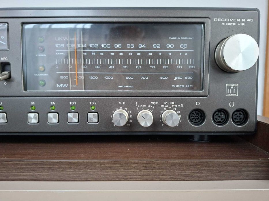 GRUNDIG receiver R45a