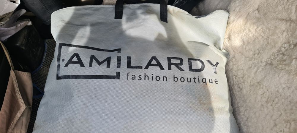 Продам женское новое пальто.