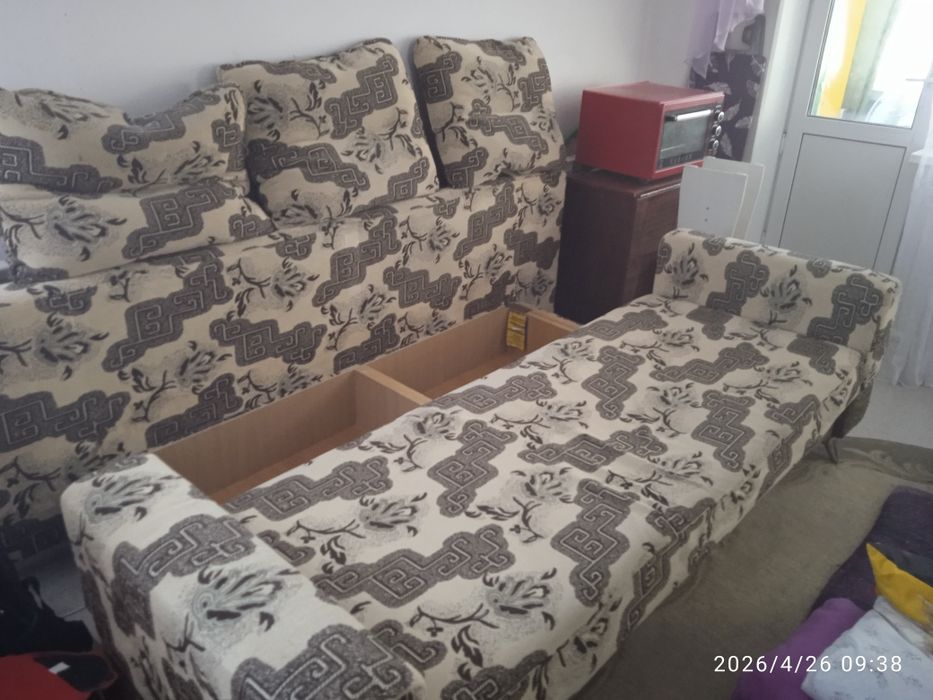 Продам диван в хорошем состочниеостояние