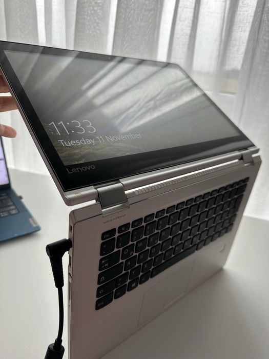 Laptop 2-în-1 Lenovo Yoga 510-14IKB / 14ISK – Alb