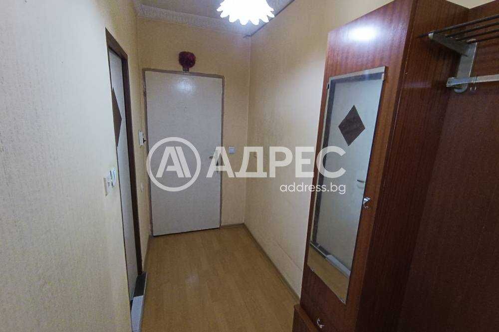 Продава се Двустаен апартамент в Разград, Орел - 64 кв.м за 940 €/кв.м - Снимка #7