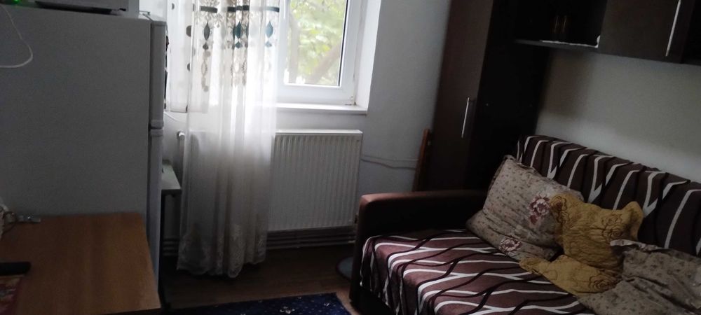 Închiriez garsonieră G8 Slobozia