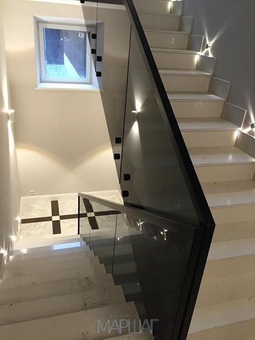 Лестницы со стеклом фото Лестницы со стеклом фото