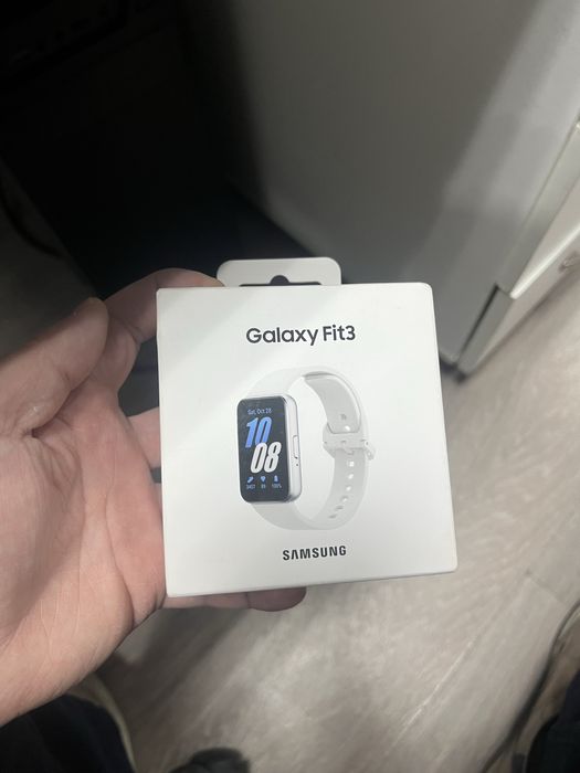 Новые часы Samsung galaxy fit 3