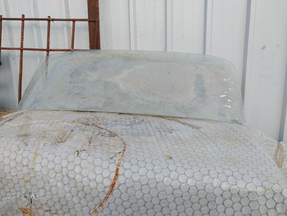 Стекло для, автомашины