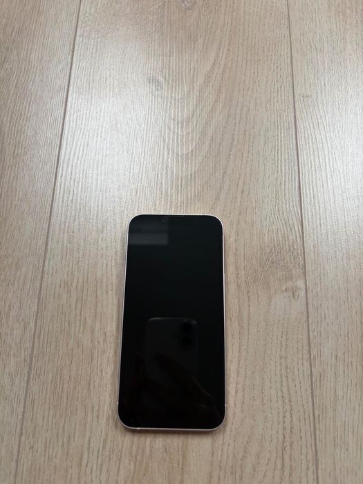 iPhone 13  128GB.  розов