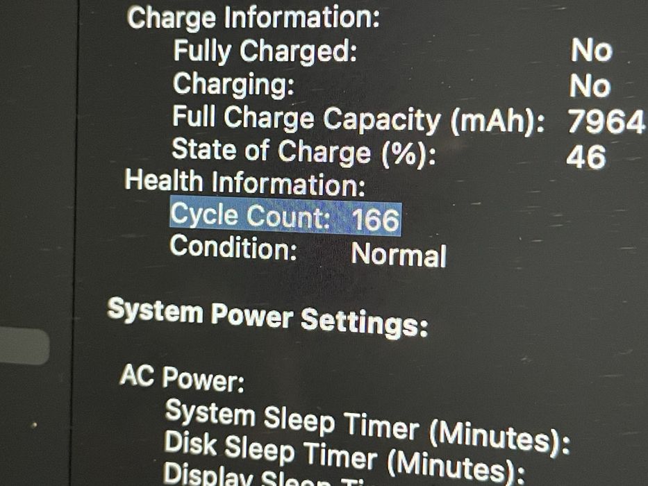 Macbook pro MID 2015 / Apple / 16GB / 512GB /