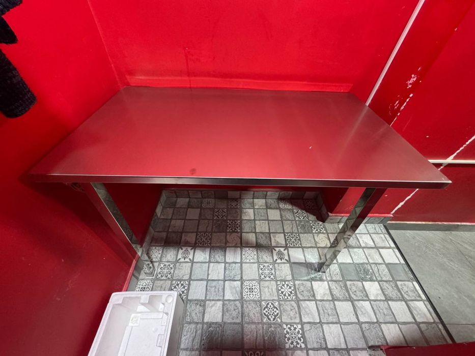 Стол кухонный новый