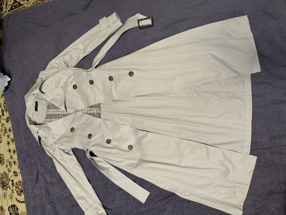 Продам тренч новый размер S