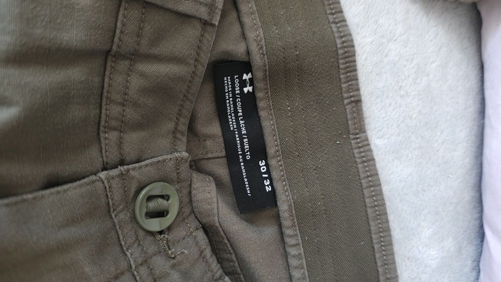 Pantaloni cargo Under Armour