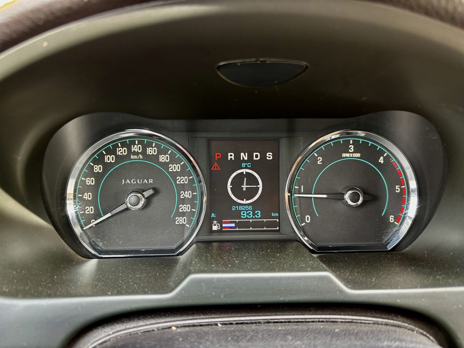 Jaguar XF  2.2 diesel 218000 km