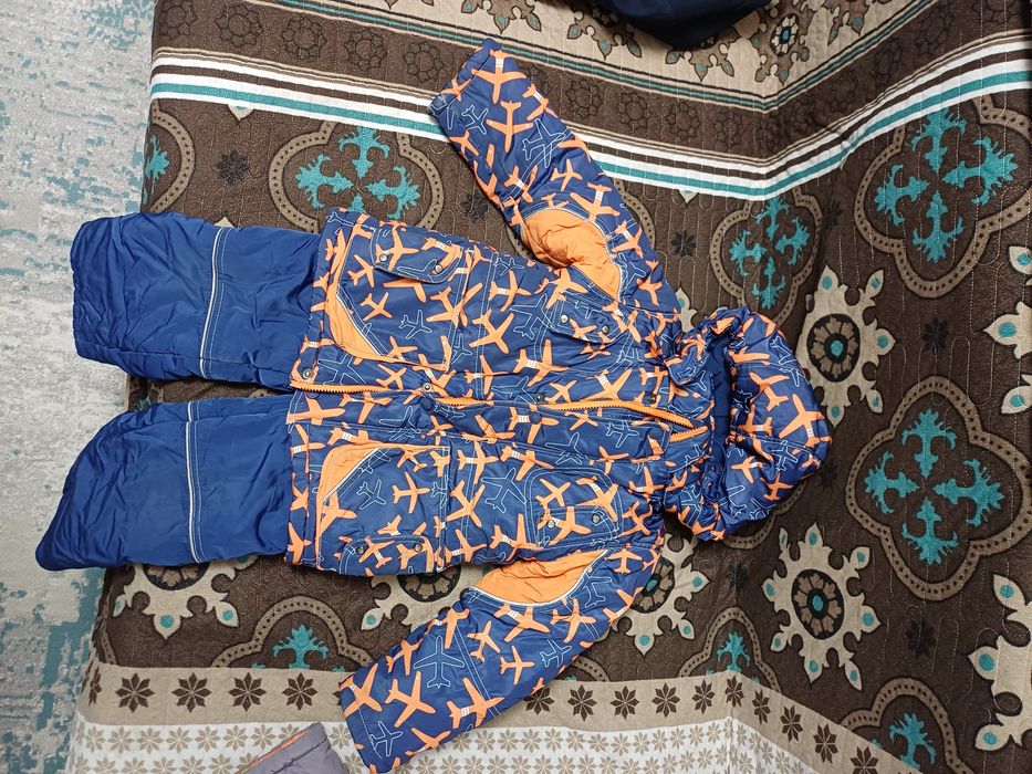 комбинезон с курткой