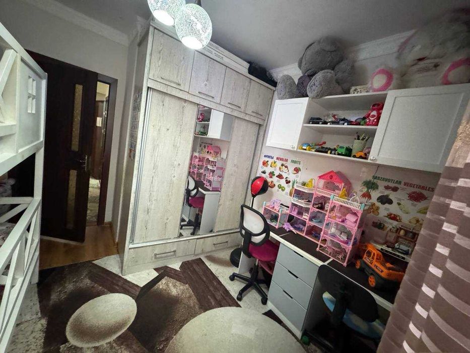 Янги ҳаёт туманидан 3 хонали квартира сотилади