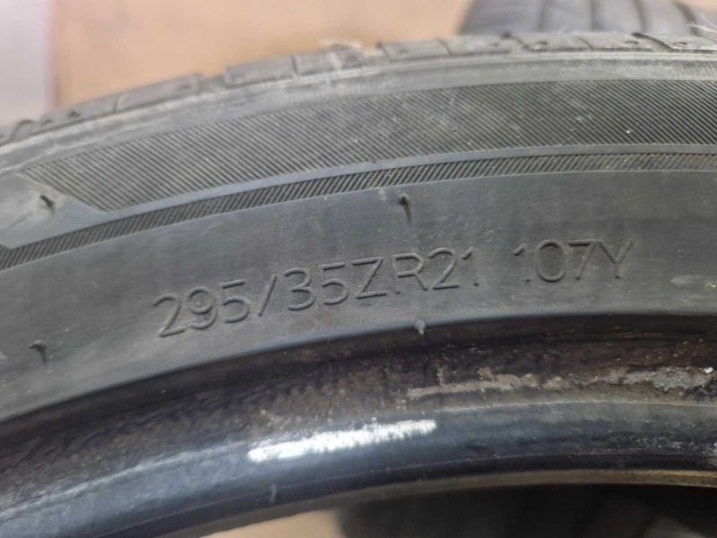 2 Hankook R21 295/35
летни гуми
DOT0723
