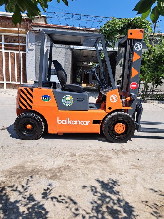 Автокара.сотилади.3.тоннали.холати.зур.ишга.таййор