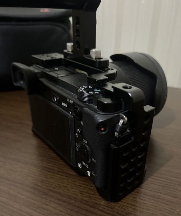 Продаётся фотоаппарат Sony 6500