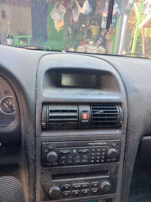 Dezmembrez opel astra g
