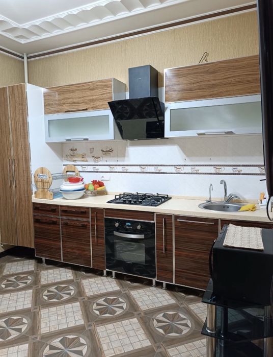 Аренда квартира новастройка 4 хона 110 квм 1 этаж Медгарадок