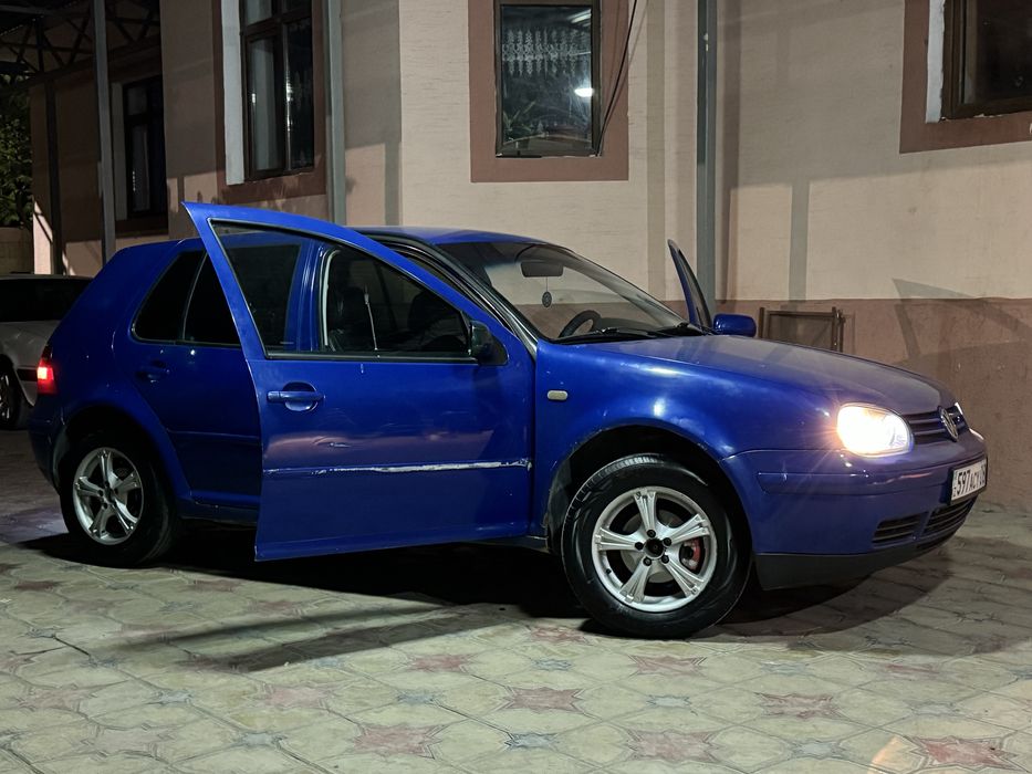 Срочно продается Гольф 4 1,6обьем