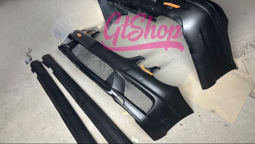 Передний бампер Black Bison на Mercedes-Benz W211 E-Class